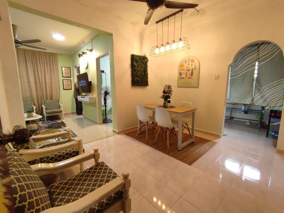 Mini Green Homestay Kulai Ngoại thất bức ảnh