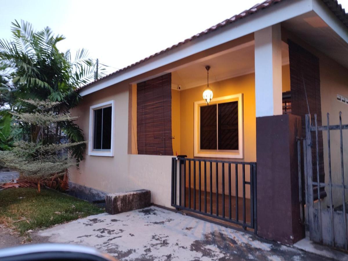 Mini Green Homestay Kulai Ngoại thất bức ảnh